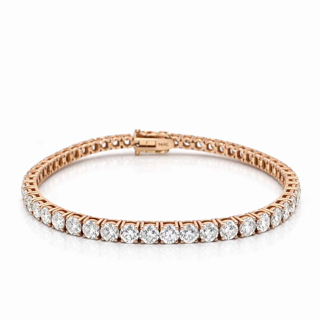Classic Round Brilliant Cut Diamond Tennis Bracelet in Yellow Gold