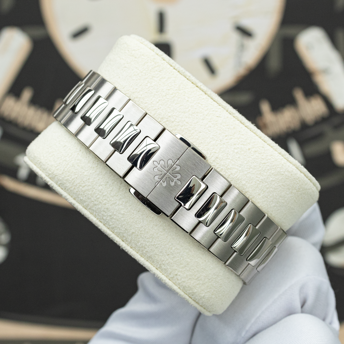 Patek Philippe Extra-Thin Nautilus Grand Complications Perpetual Calendar 40mm 5740/1G Blue Dial