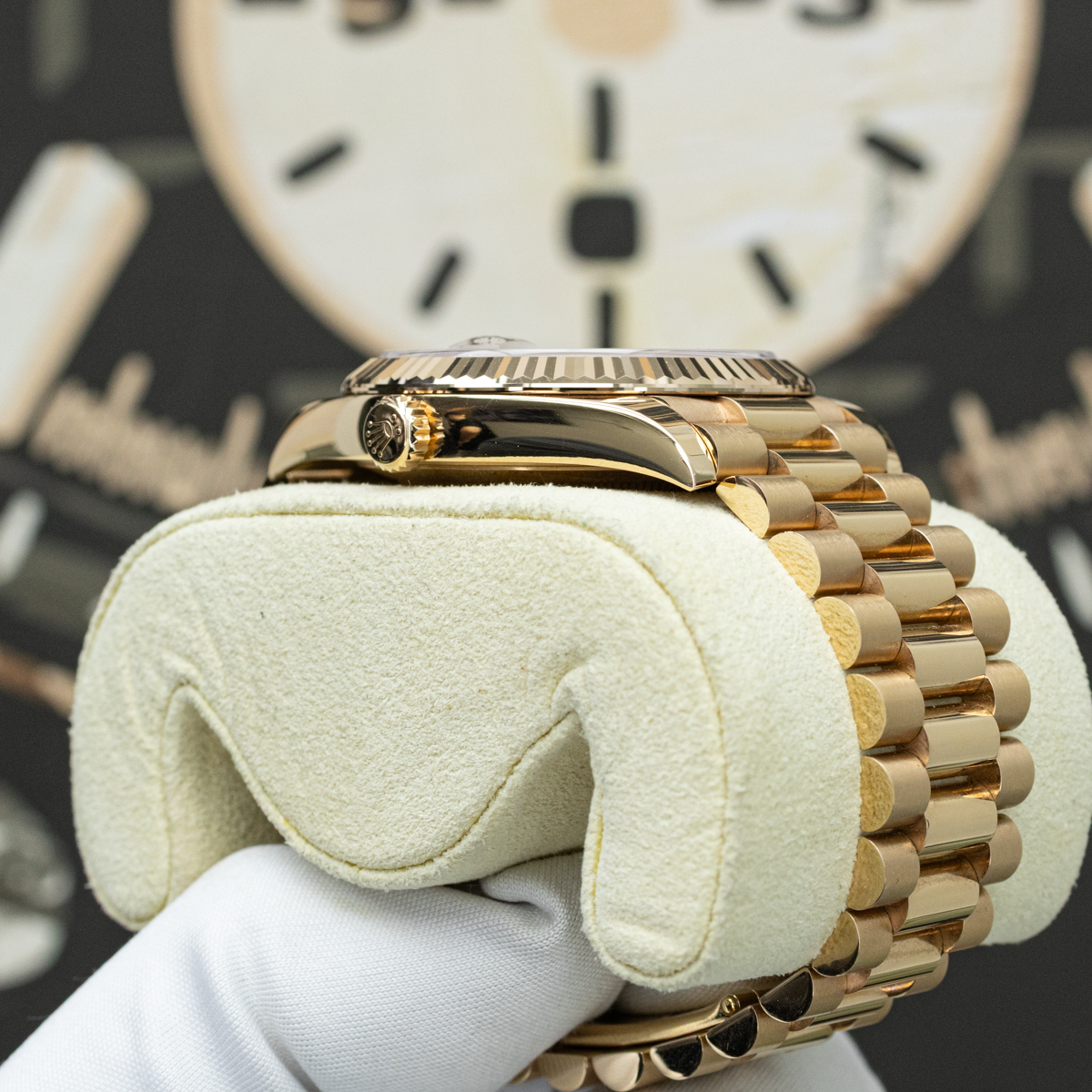 Rolex Day-Date 228235 40mm Sundust Dial